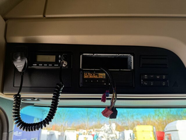 Mercedes-Benz ACTROS 1846 4x4 HAD Euro 6 Kipphydraulik - Tractor truck: picture 4 Mercedes-Benz ACTROS 1846 4x4 HAD Euro 6 Kipphydraulik - Tractor truck: picture 4