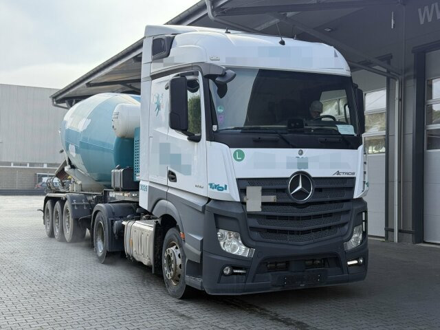 Mercedes-Benz Actros 1845 SZM 4x2 Retarder Kipph. - Tractor truck: picture 1 Mercedes-Benz Actros 1845 SZM 4x2 Retarder Kipph. - Tractor truck: picture 1