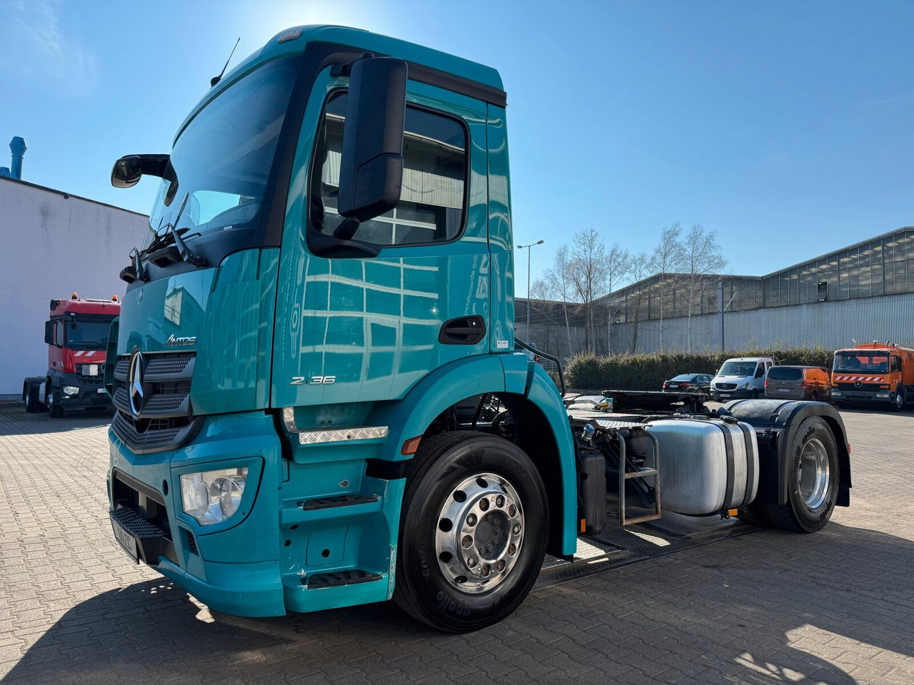 Mercedes-Benz Antos 2136 4x2 SZM Retarder Kipphyd. - Tractor truck: picture 2 Mercedes-Benz Antos 2136 4x2 SZM Retarder Kipphyd. - Tractor truck: picture 2