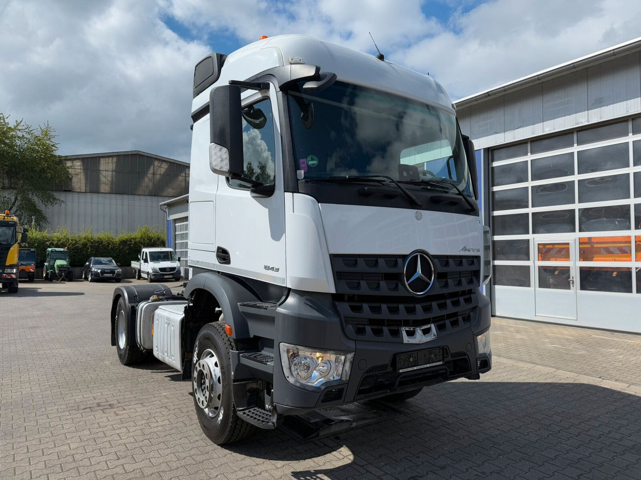 Mercedes-Benz Arocs 1843 4x2 SZM Euro 6 Kipphydraulik - Tractor truck: picture 1 Mercedes-Benz Arocs 1843 4x2 SZM Euro 6 Kipphydraulik - Tractor truck: picture 1
