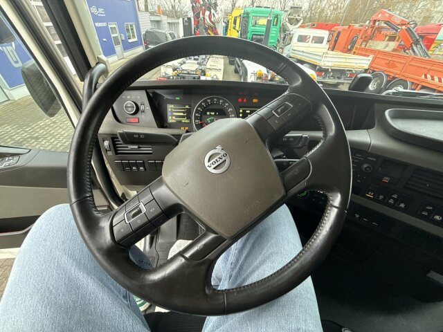 Volvo FH 510 8x4 Holztransporter Kran PENZ *Anhänger - Logging truck, Crane truck: picture 2 Volvo FH 510 8x4 Holztransporter Kran PENZ *Anhänger - Logging truck, Crane truck: picture 2