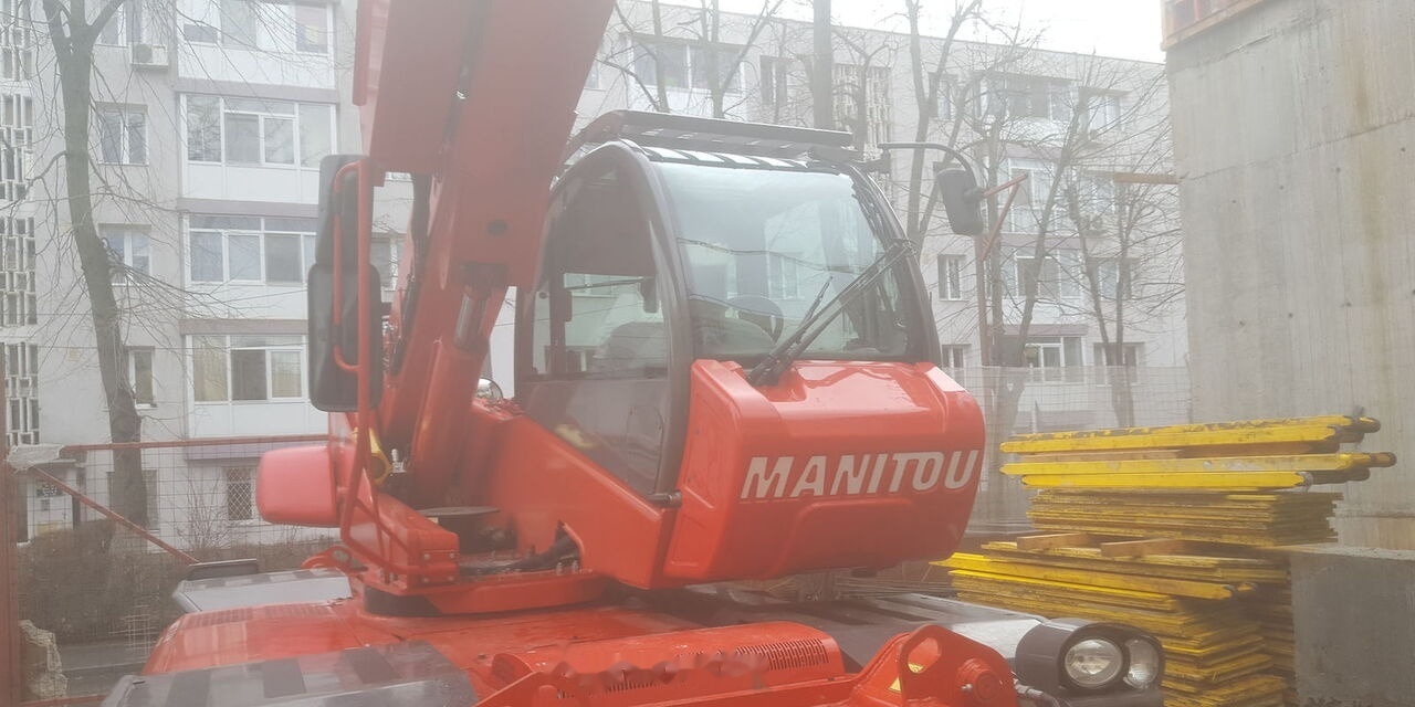 Telescopic handler Manitou MRT2540+: picture 7