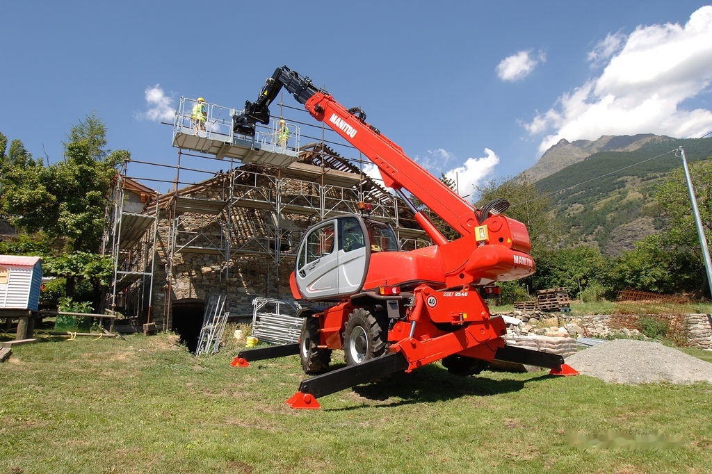 Telescopic handler Manitou MRT2540+: picture 18