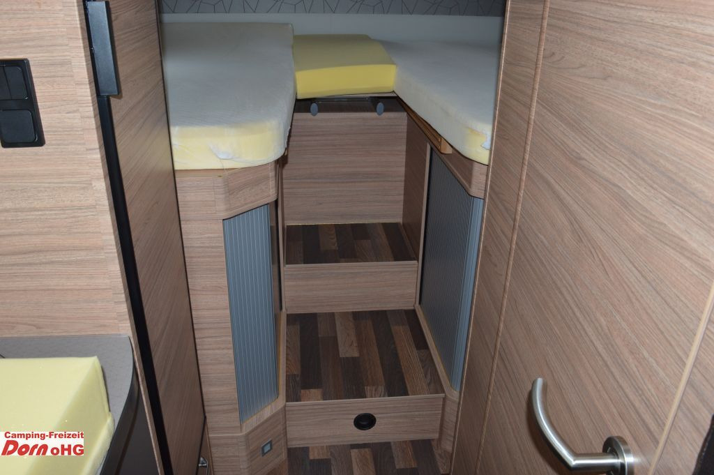 Semi-integrated motorhome Weinsberg CaraCompact 640 MEG EDITION [PEPPER] 170PS-Autom: picture 10