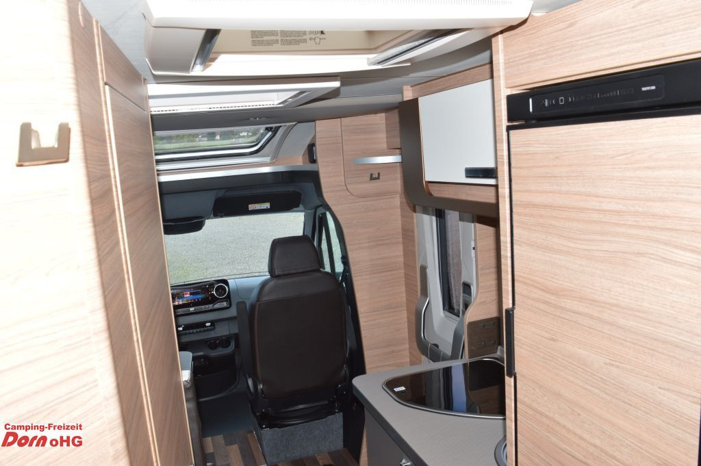 Semi-integrated motorhome Weinsberg CaraCompact 640 MEG EDITION [PEPPER] 170PS-Autom: picture 19