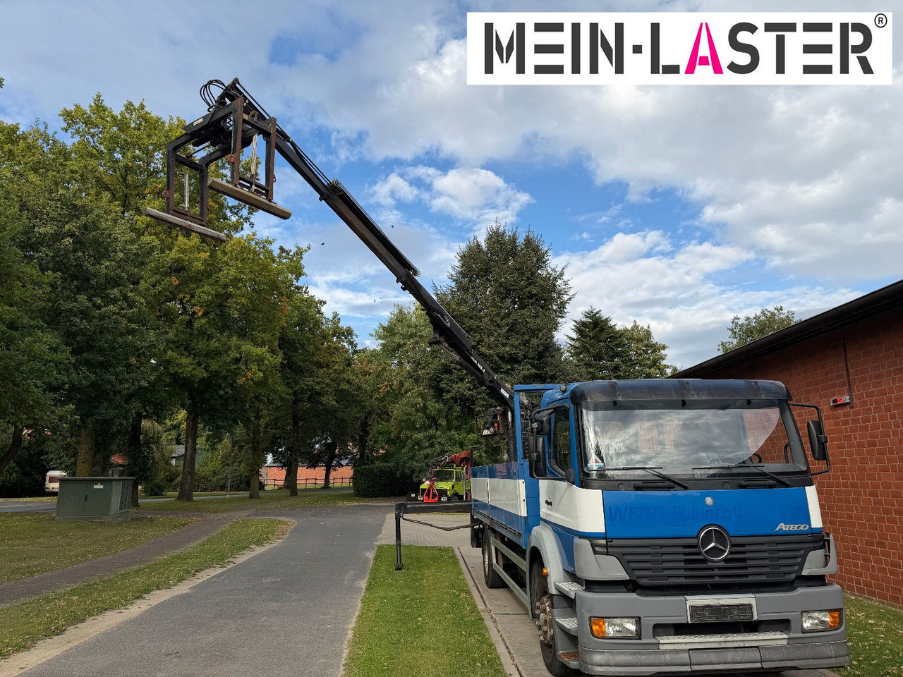Dropside/ Flatbed truck, Crane truck Mercedes-Benz 1823 Atego Atlas 105.2 1.Hand nur 226.000 km: picture 12