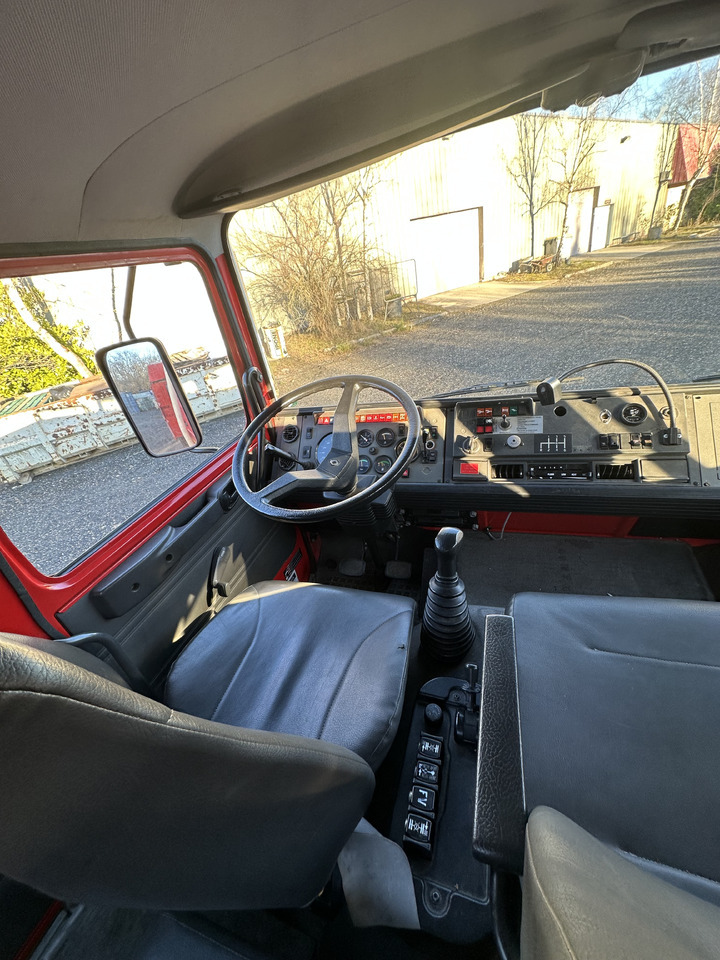 Fire truck Renault M 210: picture 8 Fire truck Renault M 210: picture 8