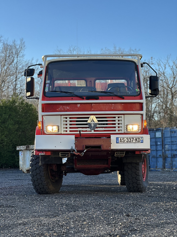 Renault M 210 - Fire truck: picture 1 Renault M 210 - Fire truck: picture 1