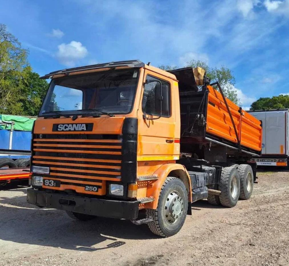 SCANIA 93.250 - Tipper: picture 3 SCANIA 93.250 - Tipper: picture 3