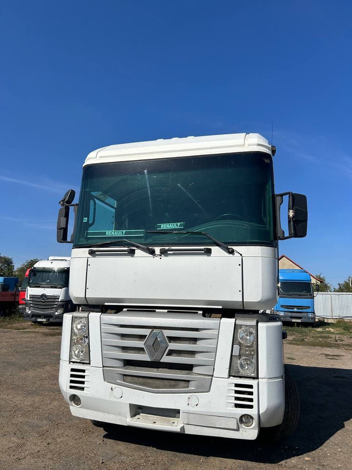 RENAULT Magnum 440 - Tractor truck: picture 2 RENAULT Magnum 440 - Tractor truck: picture 2