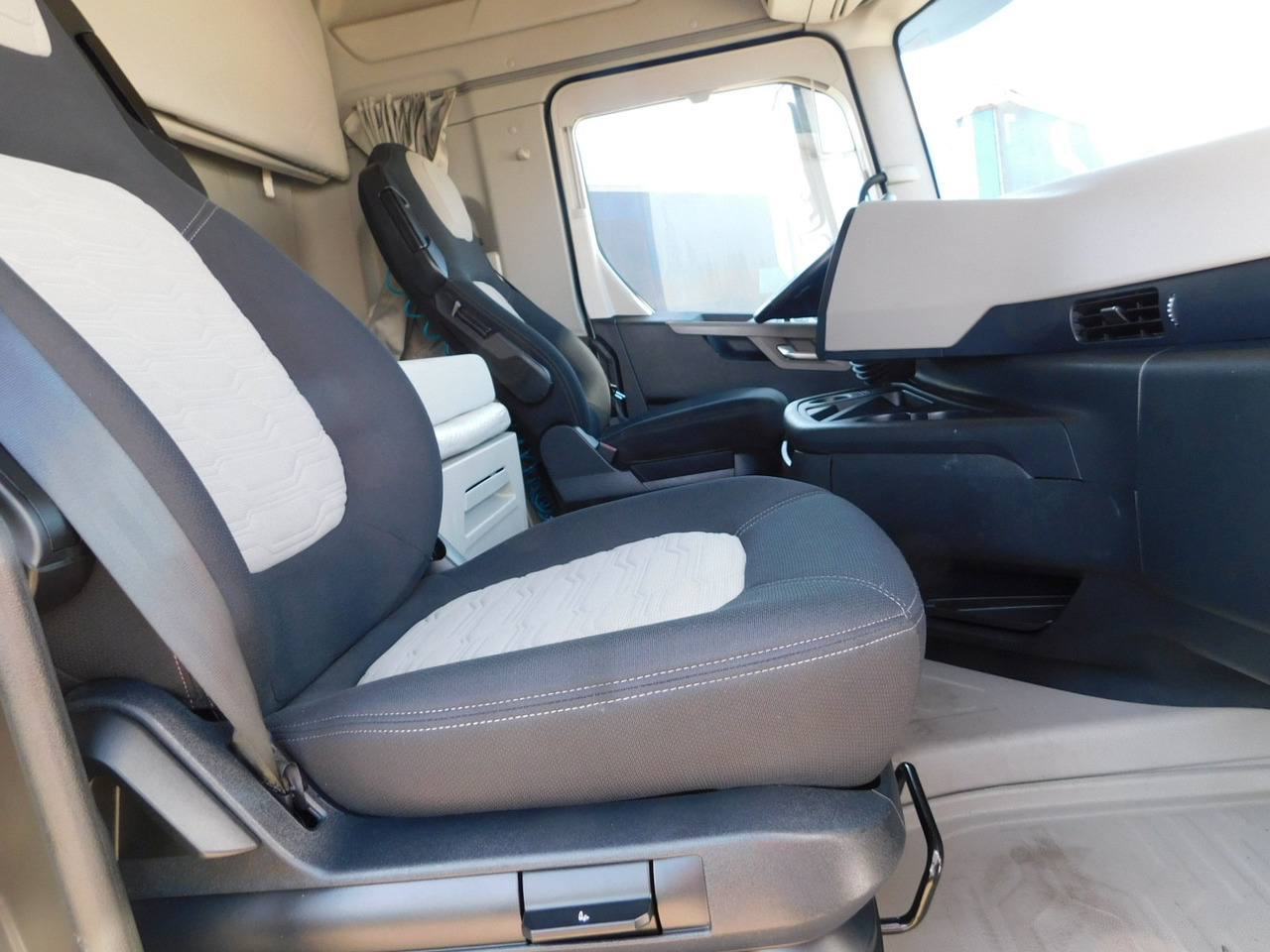 Ford F max 4x2 scab e6 12tx2620 ecotorq - Tractor truck: picture 5 Ford F max 4x2 scab e6 12tx2620 ecotorq - Tractor truck: picture 5