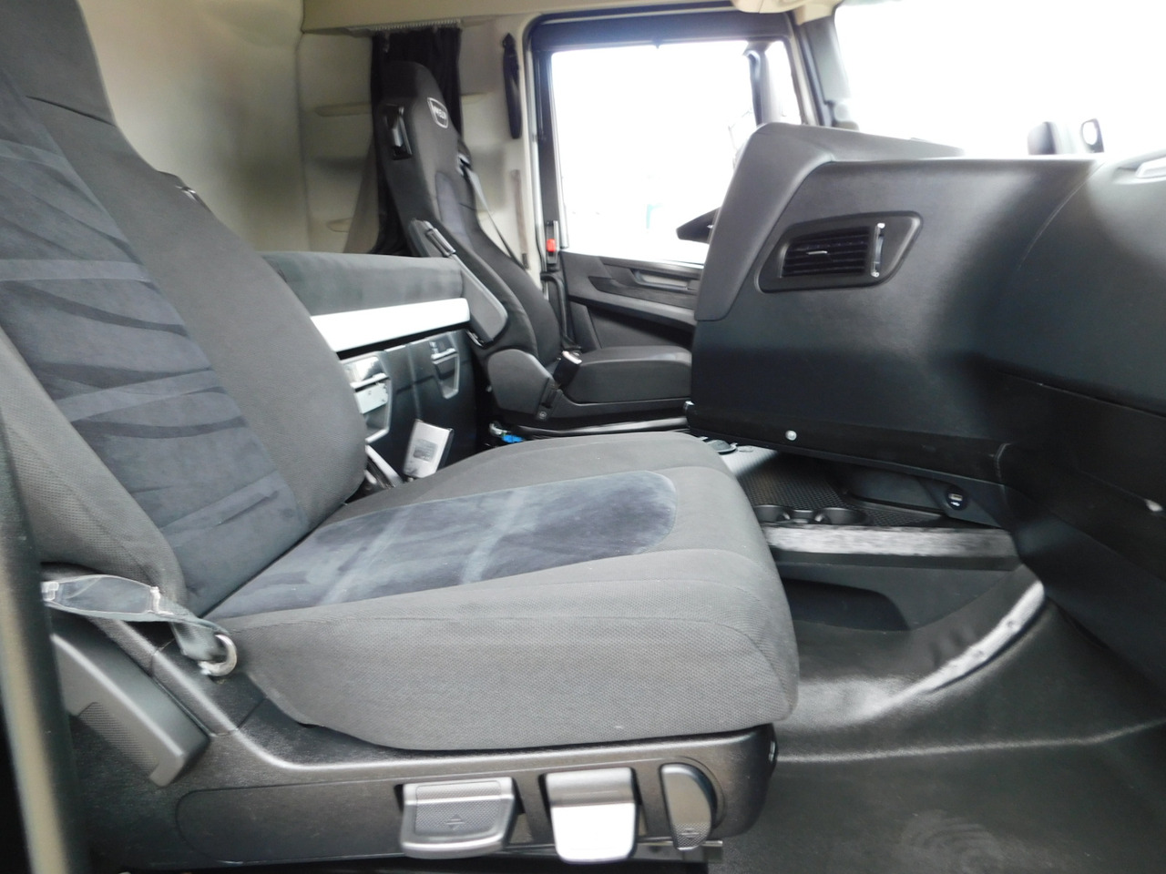 Iveco As440stp - Tractor truck: picture 5 Iveco As440stp - Tractor truck: picture 5