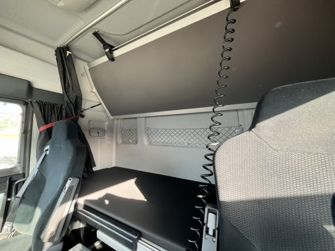 MAN TGX 26.480 6x4 BLS Euro6 Intarder Klima Luftfeder - Tractor truck: picture 5 MAN TGX 26.480 6x4 BLS Euro6 Intarder Klima Luftfeder - Tractor truck: picture 5