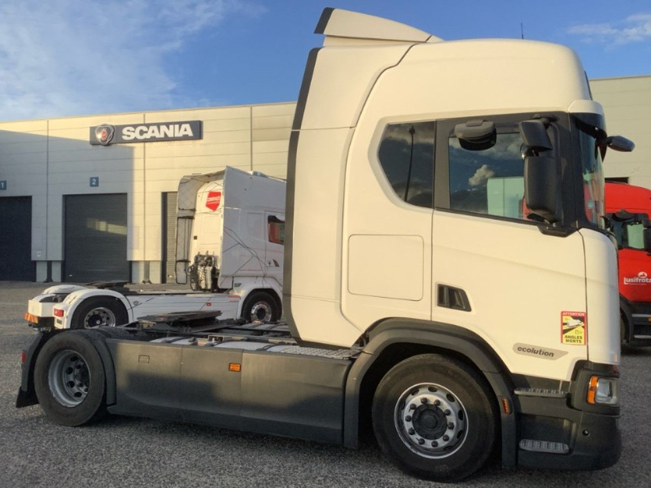 UVES05250009 - Tractor truck: picture 2 UVES05250009 - Tractor truck: picture 2