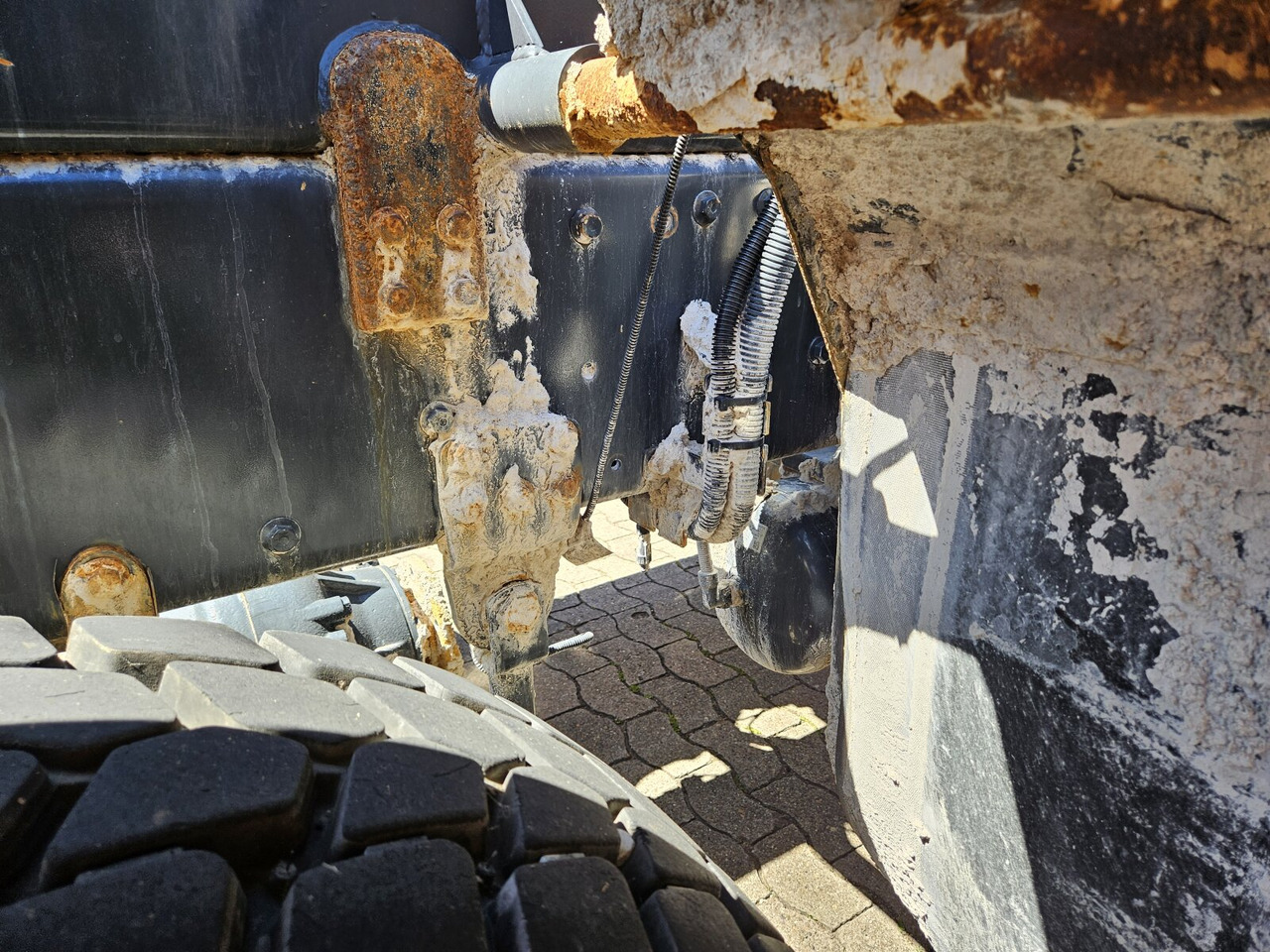 ASTRA HD9 86.50-90 8x6 ASTRA HD9 86.50-90 8x6, Unfallschaden, Cursor 13 - Cab chassis truck: picture 5 ASTRA HD9 86.50-90 8x6 ASTRA HD9 86.50-90 8x6, Unfallschaden, Cursor 13 - Cab chassis truck: picture 5