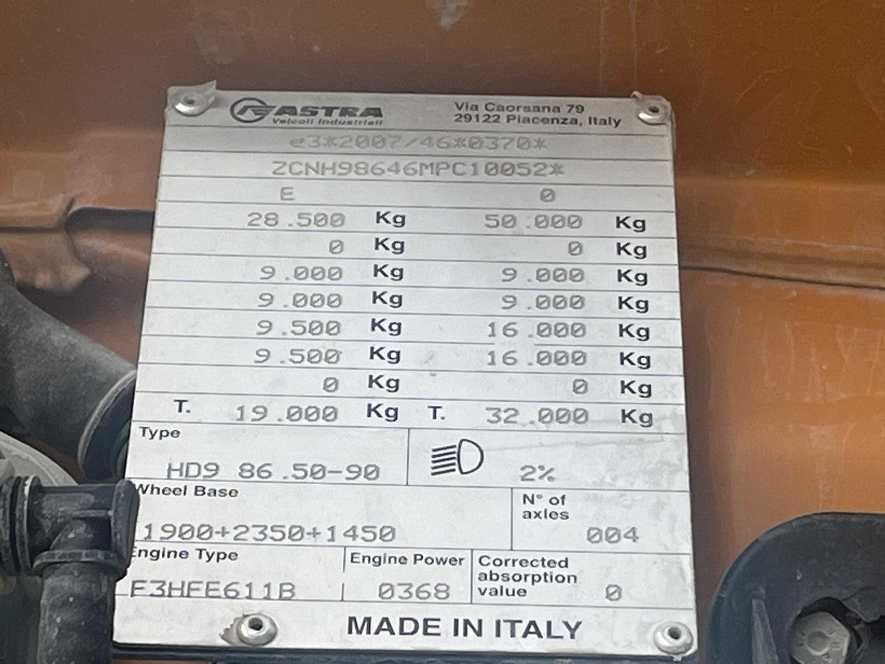 ASTRA HD9 86.50-90 8x6 ASTRA HD9 86.50-90 8x6, Unfallschaden, Cursor 13 - Cab chassis truck: picture 5 ASTRA HD9 86.50-90 8x6 ASTRA HD9 86.50-90 8x6, Unfallschaden, Cursor 13 - Cab chassis truck: picture 5