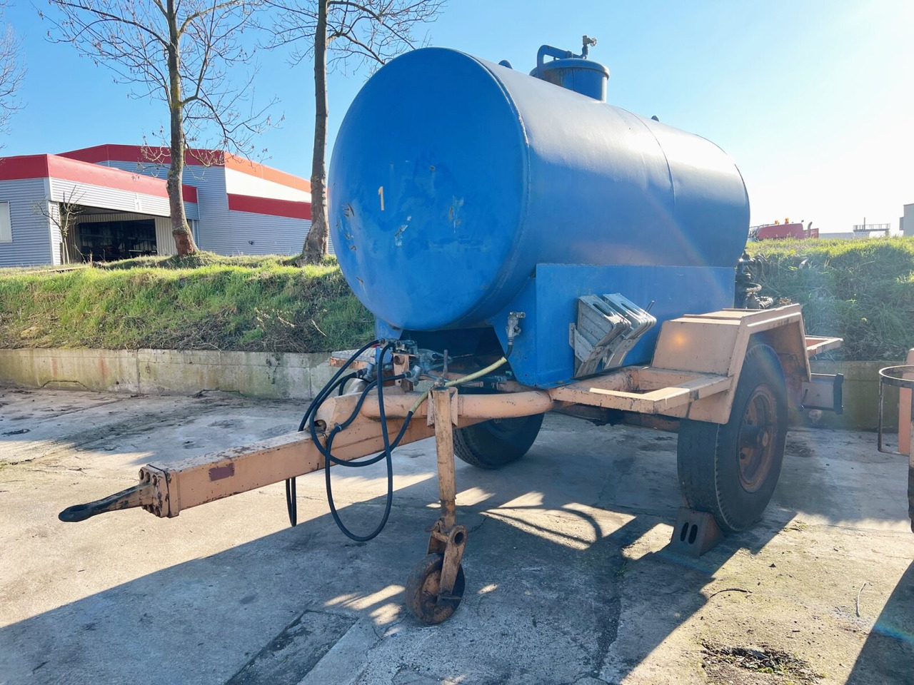 Asphaltkocher Bathe Asphaltkocher, 4x VORHANDEN! - Asphalt machine, Trailer: picture 1 Asphaltkocher Bathe Asphaltkocher, 4x VORHANDEN! - Asphalt machine, Trailer: picture 1