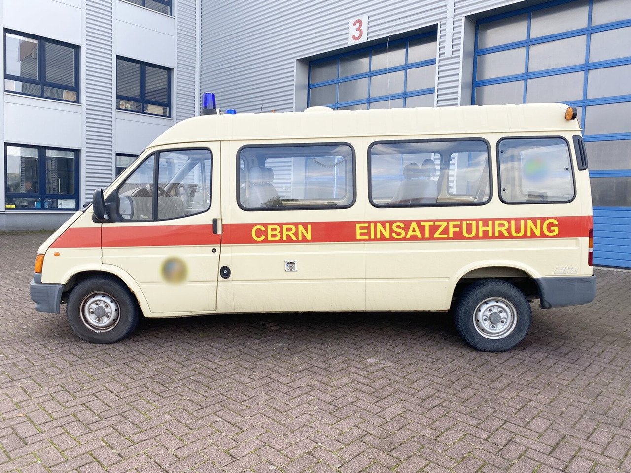 Ford Transit 2.5 4x2 Transit 2.5 4x2, Personentransporter, 8 Sitze leasing Ford Transit 2.5 4x2 Transit 2.5 4x2, Personentransporter, 8 Sitze: picture 13