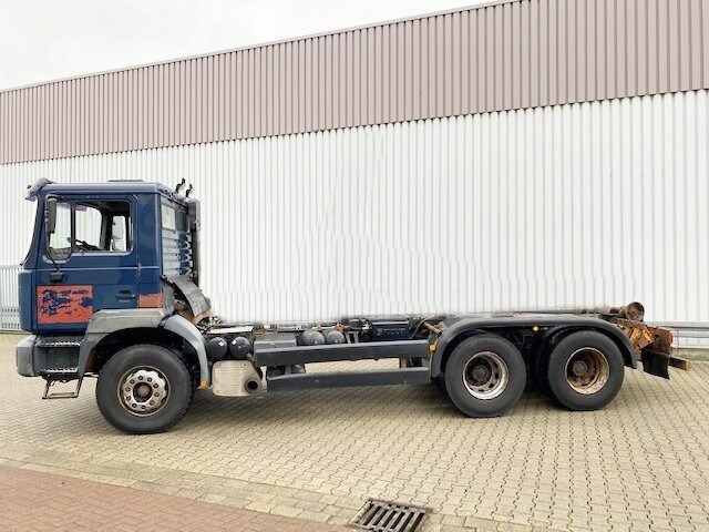 MAN T40 26.364/414 6x4, 6-Zylinder T40 26.364/414 6x4, 6-Zylinder - Cab chassis truck: picture 5 MAN T40 26.364/414 6x4, 6-Zylinder T40 26.364/414 6x4, 6-Zylinder - Cab chassis truck: picture 5