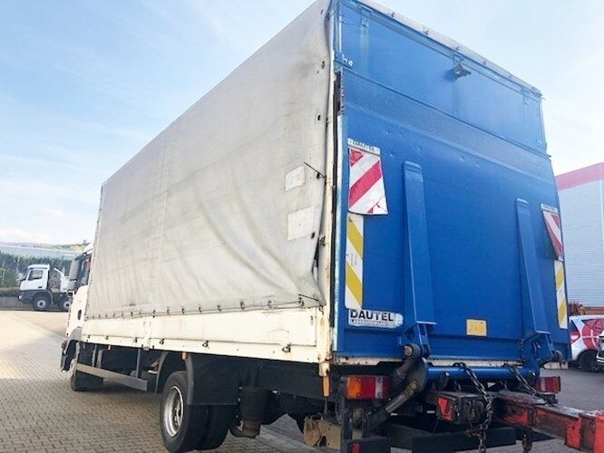 MAN TGL 8.210 BL 4x2 TGL 8.210 BL 4x2 mit LBW, Motorschaden! - Curtain side truck: picture 3 MAN TGL 8.210 BL 4x2 TGL 8.210 BL 4x2 mit LBW, Motorschaden! - Curtain side truck: picture 3