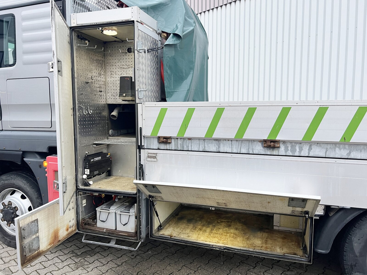 Dropside/ Flatbed truck MAN TGM 13/15.290 4X4 BL TGM 13/15.290 4X4 BL, Seilwinde: picture 10