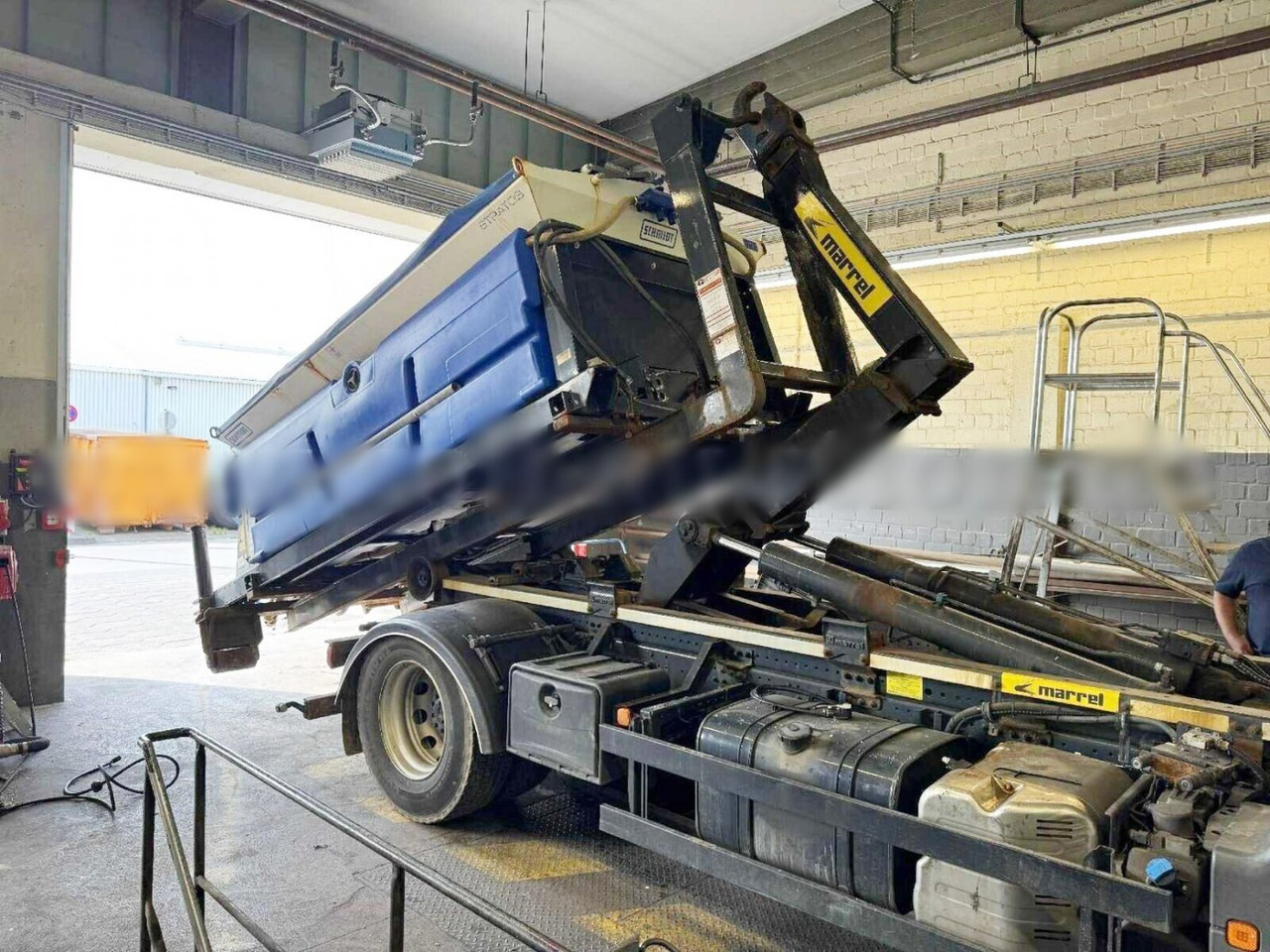 MAN TGM 18.290 4x2 BL TGM 18.290 4x2 BL, Winterdienstausstattung - Hook lift truck: picture 3 MAN TGM 18.290 4x2 BL TGM 18.290 4x2 BL, Winterdienstausstattung - Hook lift truck: picture 3