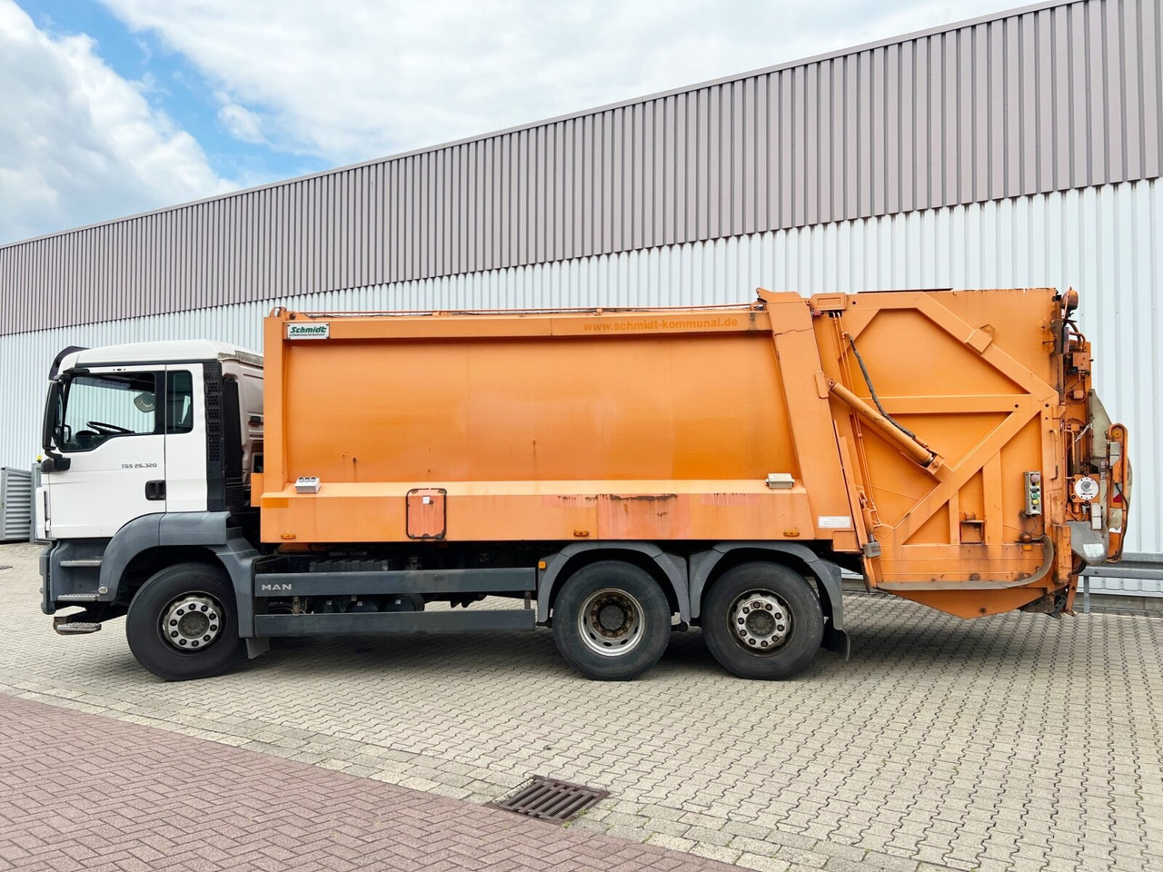 Garbage truck for transportation of garbage MAN TGS 26.320 6x2-4 BL TGS 26.320/400 6x2-4 BL, Lift-/Lenkachse, Heil PLK 21 M, Zöller-Schüttung: picture 15 Garbage truck for transportation of garbage MAN TGS 26.320 6x2-4 BL TGS 26.320/400 6x2-4 BL, Lift-/Lenkachse, Heil PLK 21 M, Zöller-Schüttung: picture 15