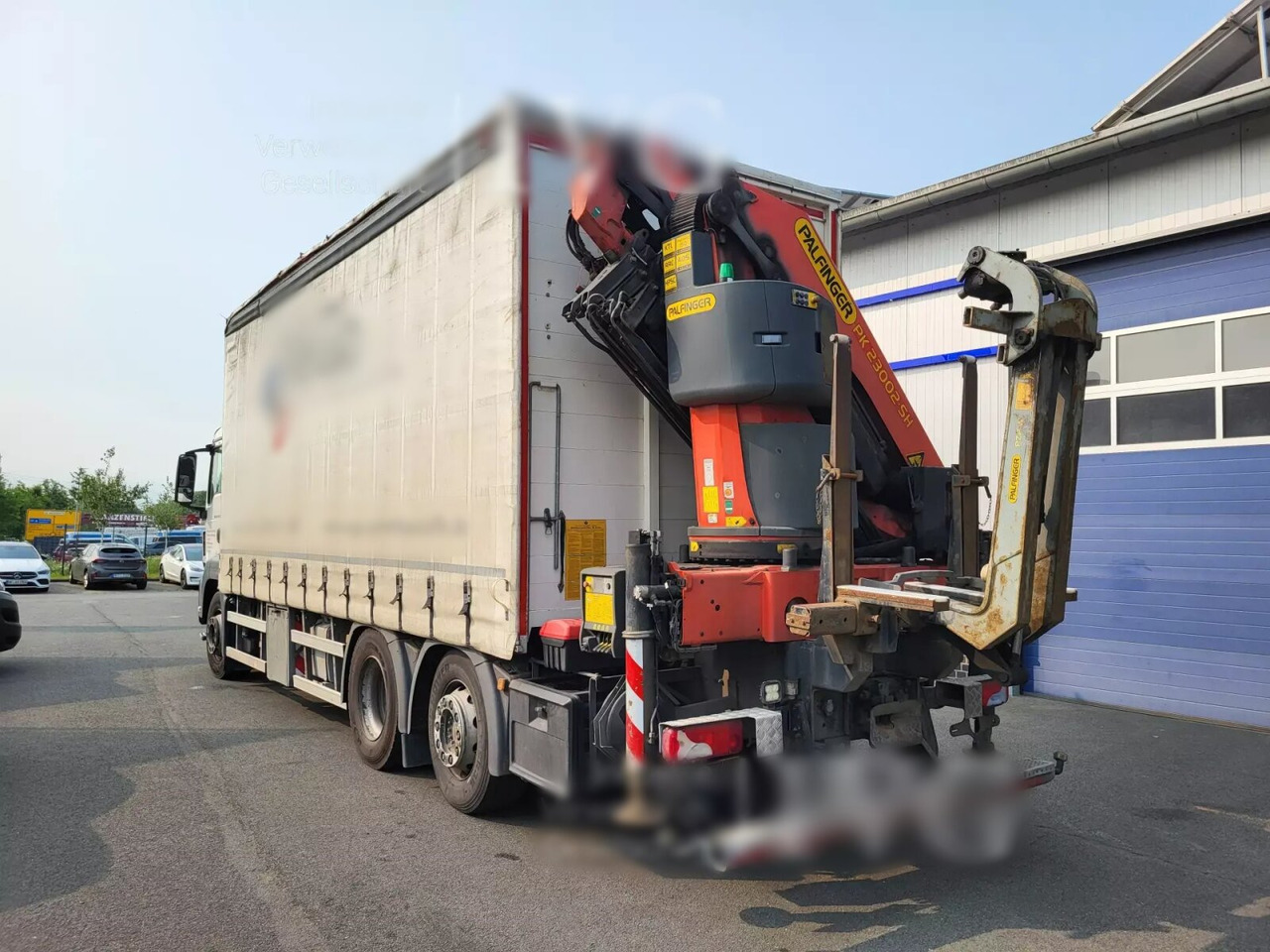 MAN TGS 26.400 6x2-4 LL TGS 26.400 6x2-4 LL, Lenk-/Lift, Edscha, Heckkran Palfinger PK23002-C + Jib PJ060A, Funk - Curtain side truck, Crane truck: picture 3 MAN TGS 26.400 6x2-4 LL TGS 26.400 6x2-4 LL, Lenk-/Lift, Edscha, Heckkran Palfinger PK23002-C + Jib PJ060A, Funk - Curtain side truck, Crane truck: picture 3