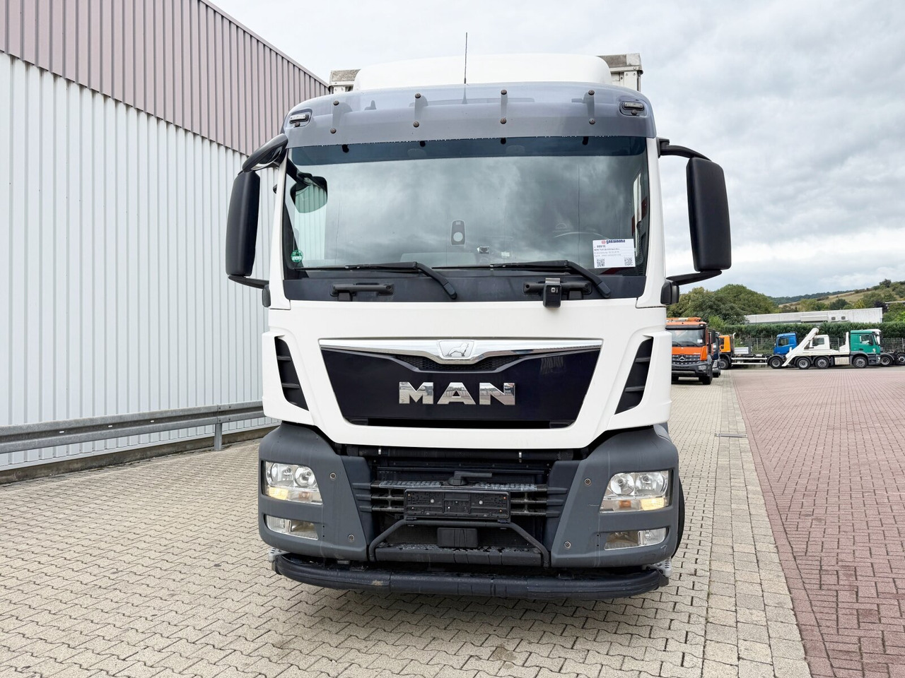 MAN TGS 26.400 6x2-4 LL TGS 26.400 6x2-4 LL, Lenk-/Liftachse leasing MAN TGS 26.400 6x2-4 LL TGS 26.400 6x2-4 LL, Lenk-/Liftachse: picture 9 MAN TGS 26.400 6x2-4 LL TGS 26.400 6x2-4 LL, Lenk-/Liftachse leasing MAN TGS 26.400 6x2-4 LL TGS 26.400 6x2-4 LL, Lenk-/Liftachse: picture 9