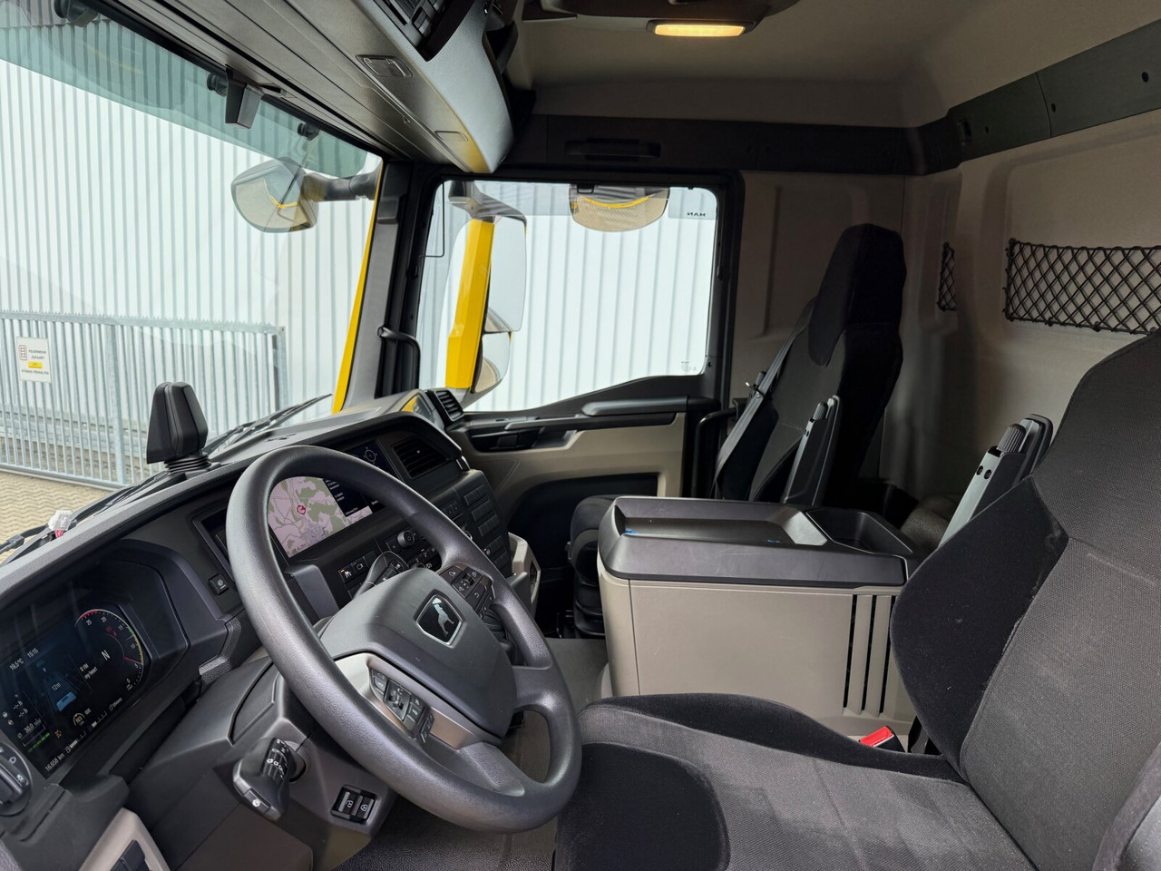 MAN TGS 26.470 6x6 BB TGS 26.470 6x6 BB, Hohe Bauart, Navi, Motorabtrieb, Bordmatik - Tipper: picture 4 MAN TGS 26.470 6x6 BB TGS 26.470 6x6 BB, Hohe Bauart, Navi, Motorabtrieb, Bordmatik - Tipper: picture 4