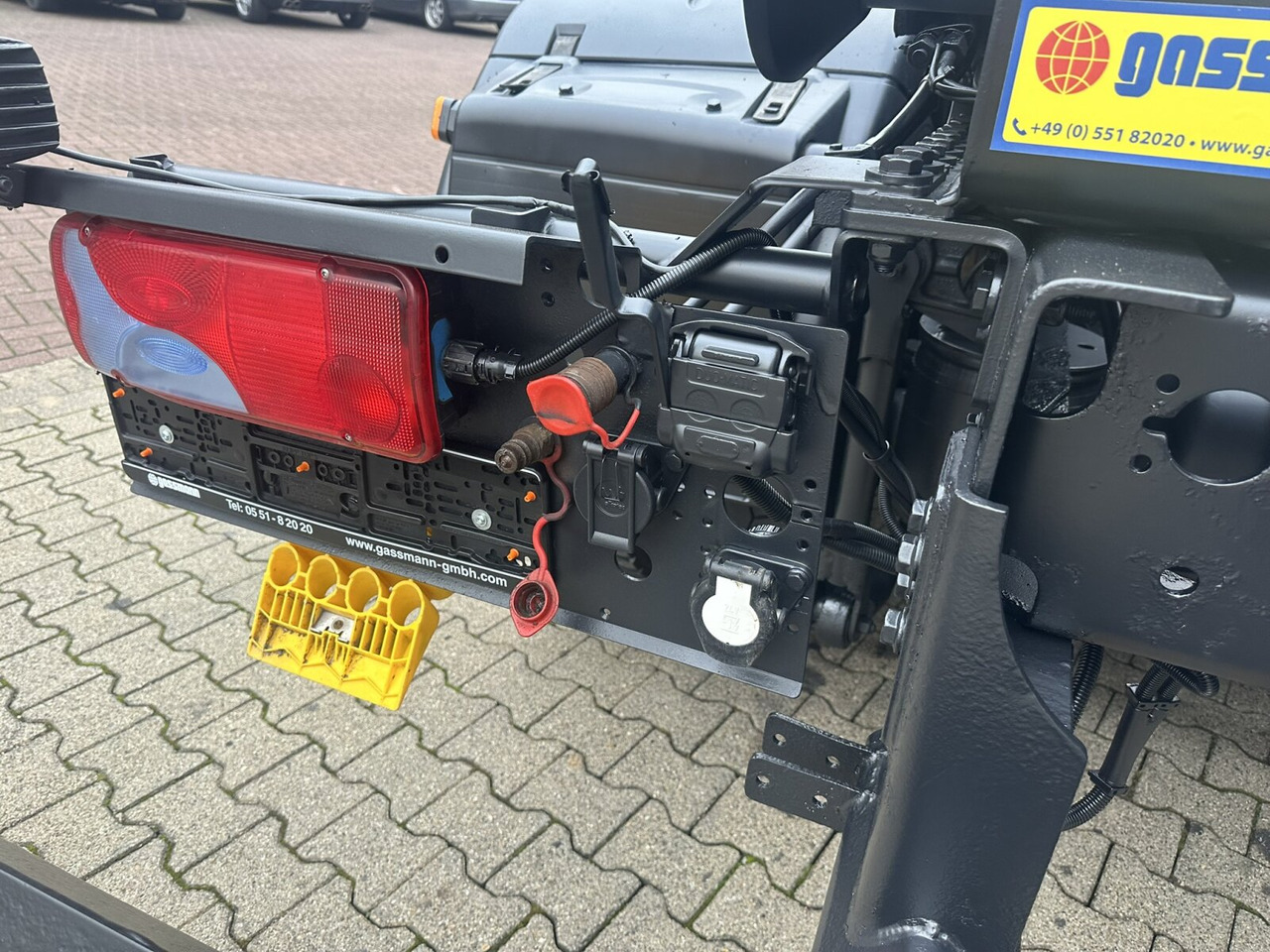 MAN TGS 26.480 6x4 BL TGS 26.480 6x4 BL, Motorabtrieb, Navi, Intarder, Hyva 20.60 S - Hook lift truck: picture 2 MAN TGS 26.480 6x4 BL TGS 26.480 6x4 BL, Motorabtrieb, Navi, Intarder, Hyva 20.60 S - Hook lift truck: picture 2