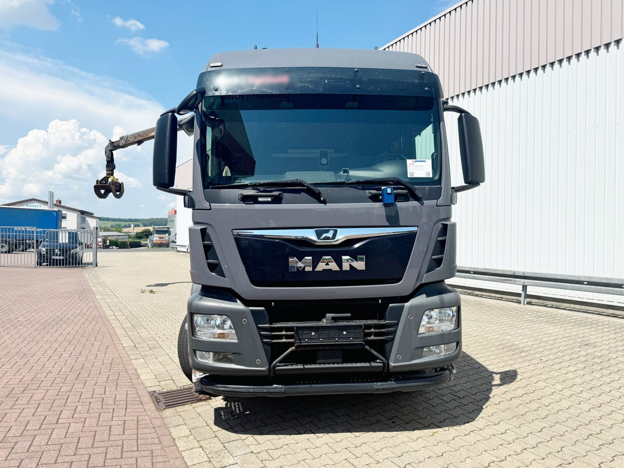 Logging truck, Crane truck MAN TGS 26.500 6X4H-4 BL TGS 26.500 6X4H-4 BL, PriTarder, HydroDrive, Lenk-/Lift, Heckkran Epsilon M130Z83: picture 8 Logging truck, Crane truck MAN TGS 26.500 6X4H-4 BL TGS 26.500 6X4H-4 BL, PriTarder, HydroDrive, Lenk-/Lift, Heckkran Epsilon M130Z83: picture 8