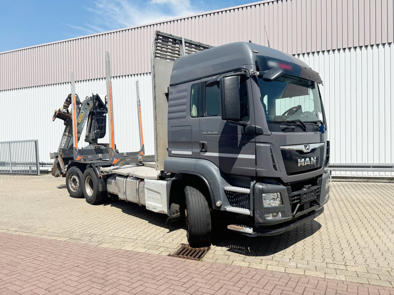 Logging truck, Crane truck MAN TGS 26.500 6X4H-4 BL TGS 26.500 6X4H-4 BL, PriTarder, HydroDrive, Lenk-/Lift, Heckkran Epsilon M130Z83: picture 7 Logging truck, Crane truck MAN TGS 26.500 6X4H-4 BL TGS 26.500 6X4H-4 BL, PriTarder, HydroDrive, Lenk-/Lift, Heckkran Epsilon M130Z83: picture 7