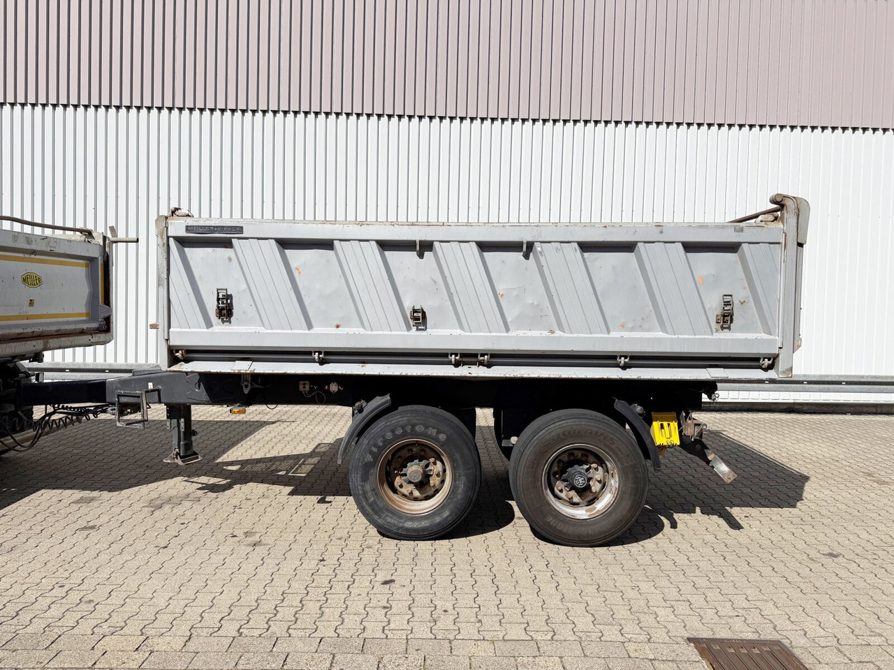 Meiller MZDA 18/21 MZDA 18/21, Stahlbordwände, ca. 10m³ - Dropside/ Flatbed trailer: picture 4 Meiller MZDA 18/21 MZDA 18/21, Stahlbordwände, ca. 10m³ - Dropside/ Flatbed trailer: picture 4