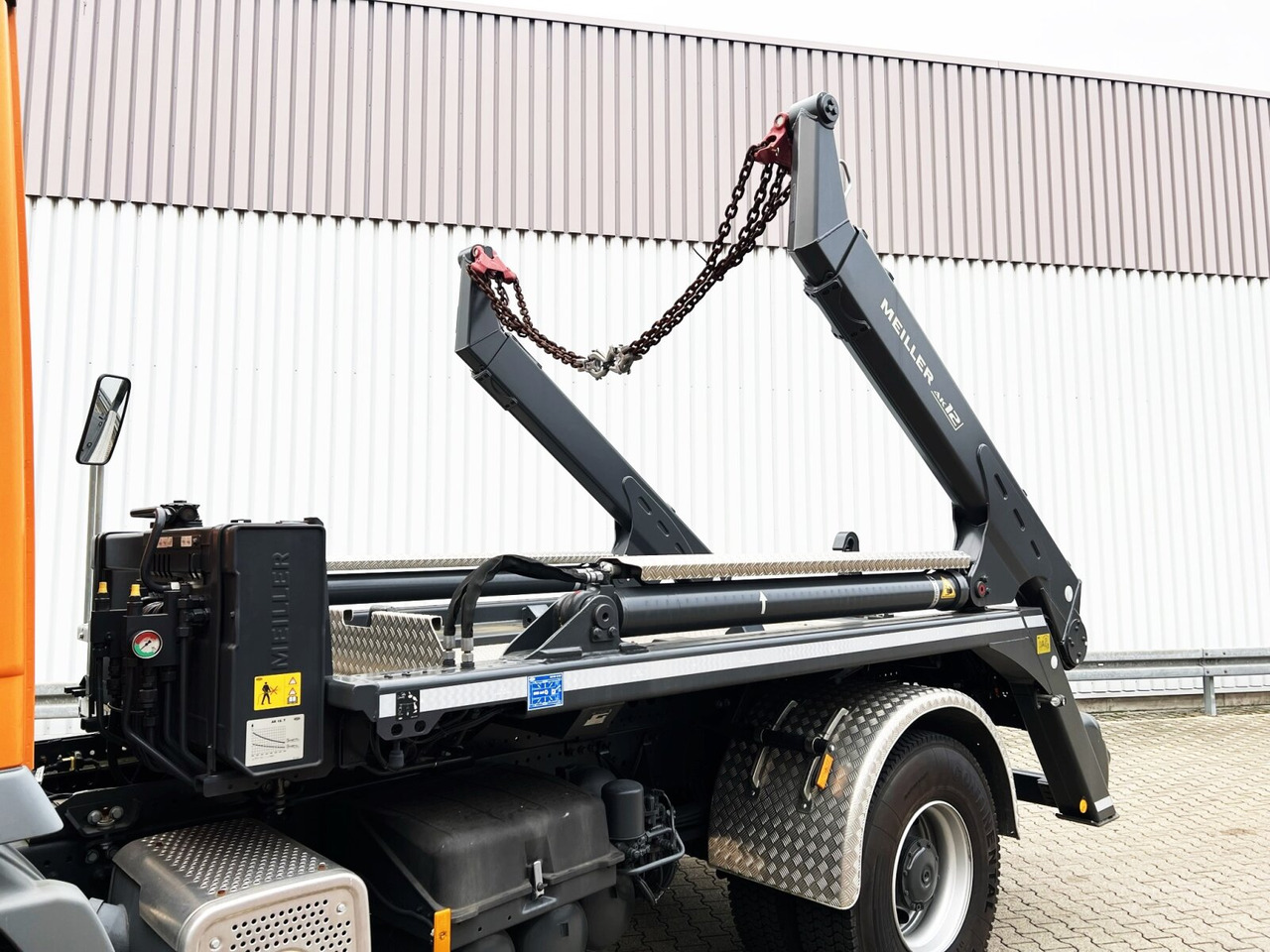 Mercedes-Benz Actros 2141 K 4x2 Actros 2141 K 4x2, Tele-Absetzer - Skip loader truck: picture 2 Mercedes-Benz Actros 2141 K 4x2 Actros 2141 K 4x2, Tele-Absetzer - Skip loader truck: picture 2