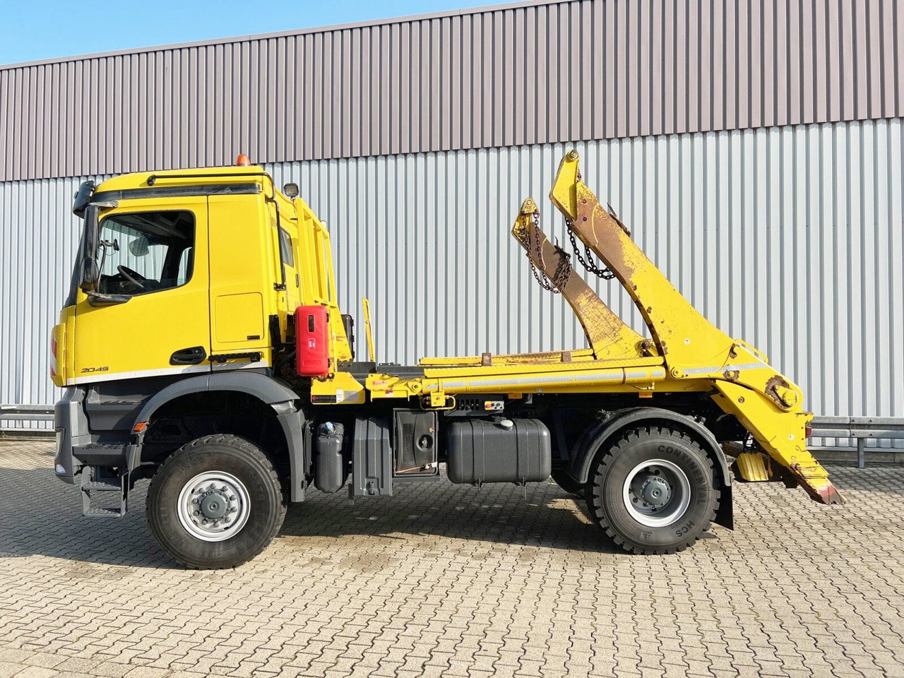 Skip loader truck Mercedes-Benz Arocs 2045 AK 4x4 Arocs 2045 AK 4x4, GROUNDER, Funk: picture 13