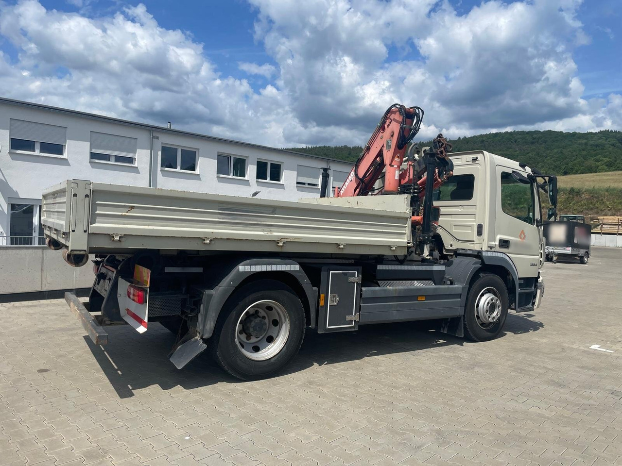 Mercedes-Benz Atego 1224 K 4x2 Atego 1224 K 4x2 - Hook lift truck: picture 2 Mercedes-Benz Atego 1224 K 4x2 Atego 1224 K 4x2 - Hook lift truck: picture 2
