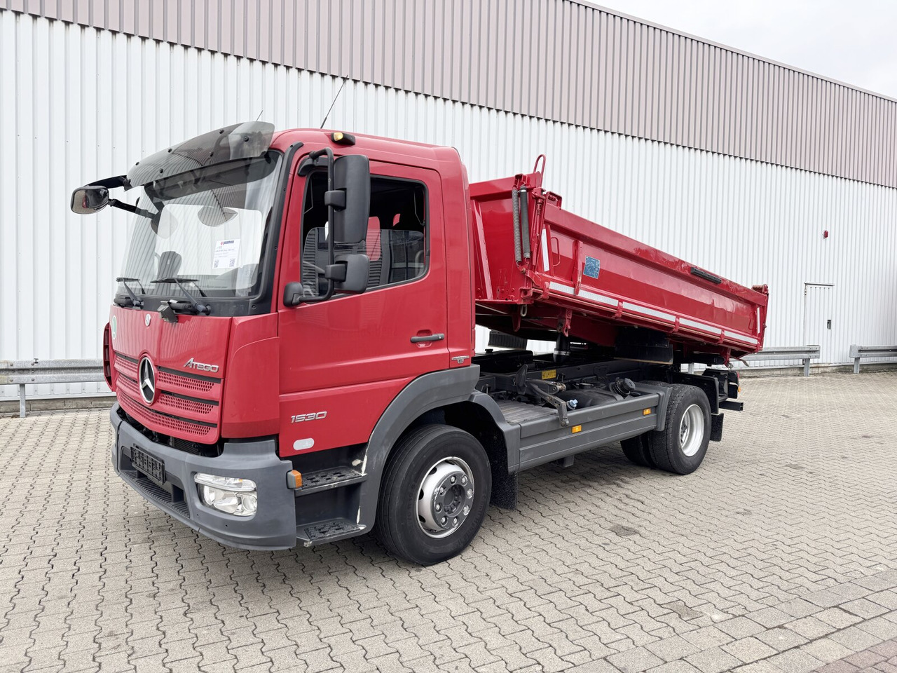 Mercedes-Benz Atego 1530 K 4x2 Atego 1530 K 4x2, 2x AHK - Tipper: picture 1 Mercedes-Benz Atego 1530 K 4x2 Atego 1530 K 4x2, 2x AHK - Tipper: picture 1