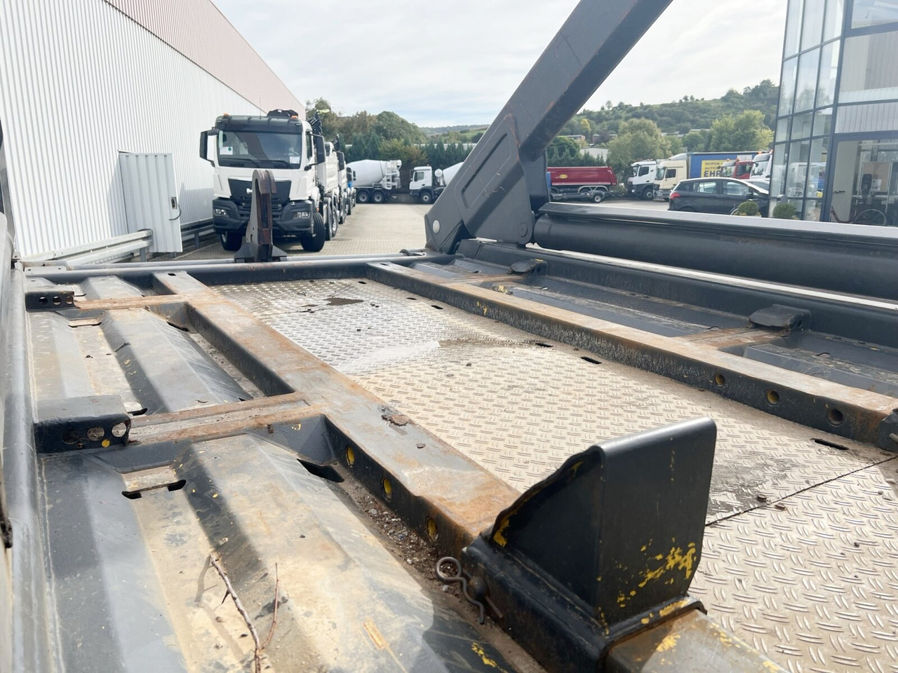 Scania 94G 260 GB 4x2 94G 260 GB 4x2, Meiller - Skip loader truck: picture 5 Scania 94G 260 GB 4x2 94G 260 GB 4x2, Meiller - Skip loader truck: picture 5