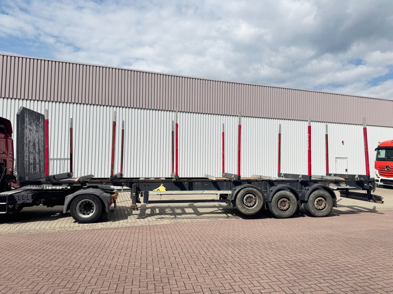 Schwarzmüller 3-Achs Holzauflieger 3-Achs Holzauflieger, Liftachse, MEHRFACH VORHANDEN! - Log semi-trailer: picture 2 Schwarzmüller 3-Achs Holzauflieger 3-Achs Holzauflieger, Liftachse, MEHRFACH VORHANDEN! - Log semi-trailer: picture 2