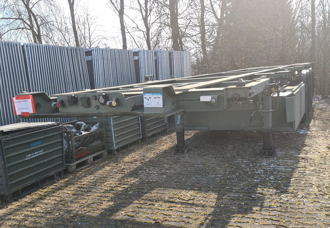 Schmitz Cargobull SCF 24 Containerchassis SCF 24 Containerchassis, 2x20/20/30/40ft, Ex-Bundeswehr! - Semi-trailer: picture 2 Schmitz Cargobull SCF 24 Containerchassis SCF 24 Containerchassis, 2x20/20/30/40ft, Ex-Bundeswehr! - Semi-trailer: picture 2
