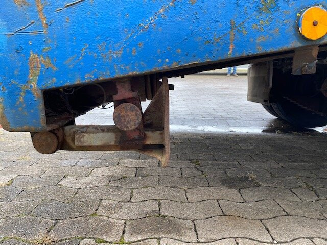 TP2 2080 TP2 2080 - Low loader trailer: picture 3 TP2 2080 TP2 2080 - Low loader trailer: picture 3