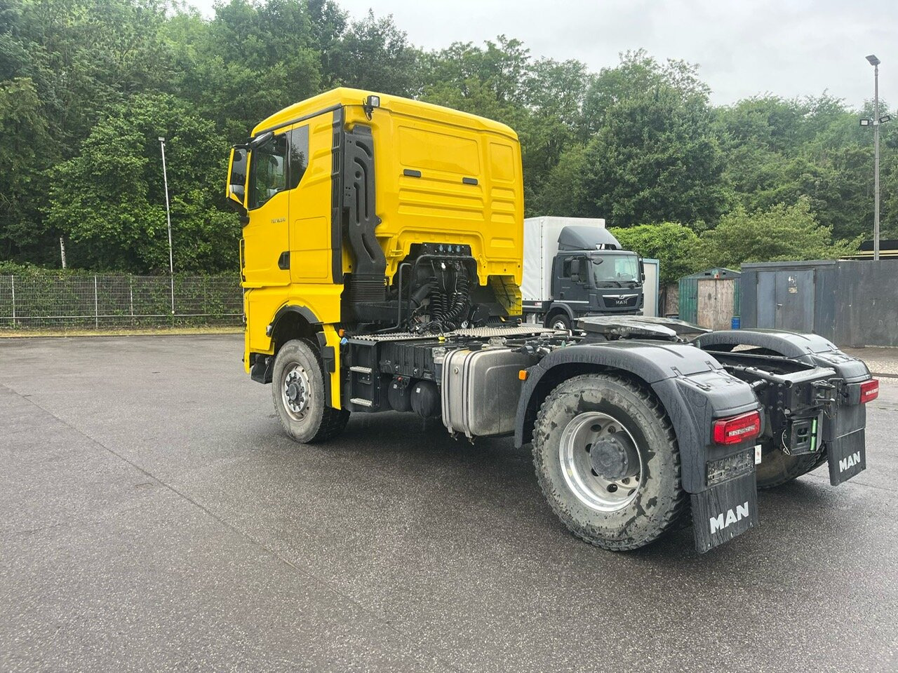 MAN TGX 18.510 4X4H BL SA TGX 18.510 4X4H BL SA, PriTarder, HydroDrive, Navi, LED, Kipphydraulik - Tractor truck: picture 4 MAN TGX 18.510 4X4H BL SA TGX 18.510 4X4H BL SA, PriTarder, HydroDrive, Navi, LED, Kipphydraulik - Tractor truck: picture 4