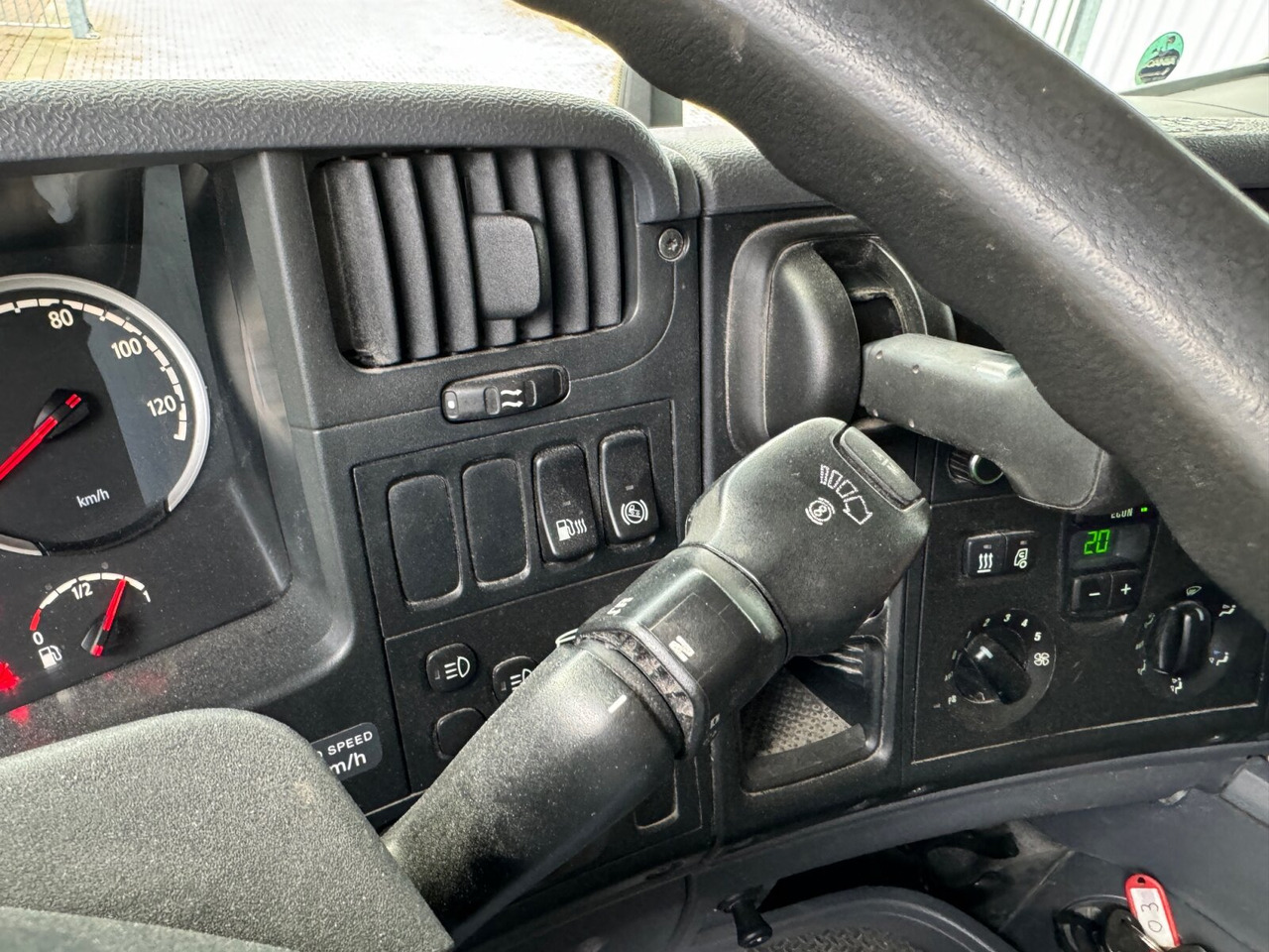 Scania G410 4x2 G410 4x2, Retarder - Tractor truck: picture 5 Scania G410 4x2 G410 4x2, Retarder - Tractor truck: picture 5