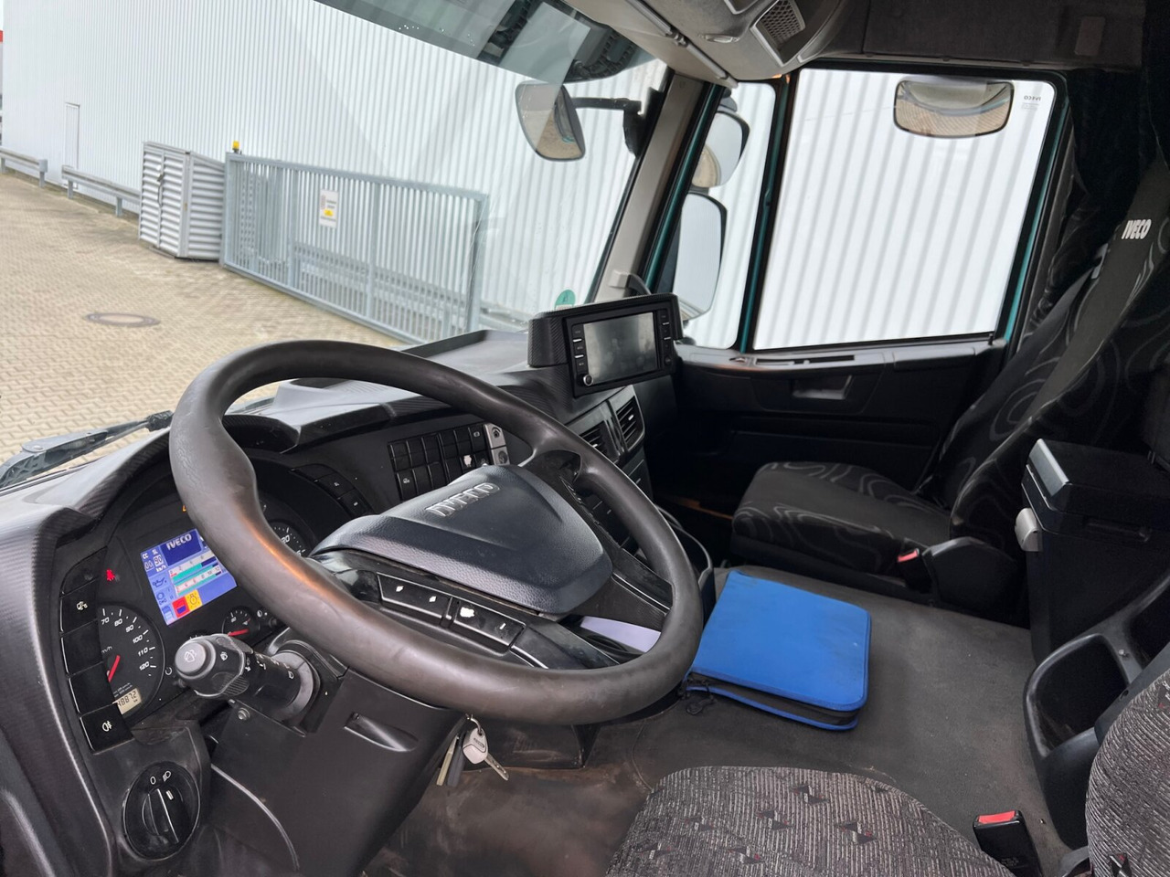 Stralis AT440S46TZ 6x4 Stralis AT440S46TZ 6x4, EEV, Kipphydraulik - Tractor truck: picture 3 Stralis AT440S46TZ 6x4 Stralis AT440S46TZ 6x4, EEV, Kipphydraulik - Tractor truck: picture 3