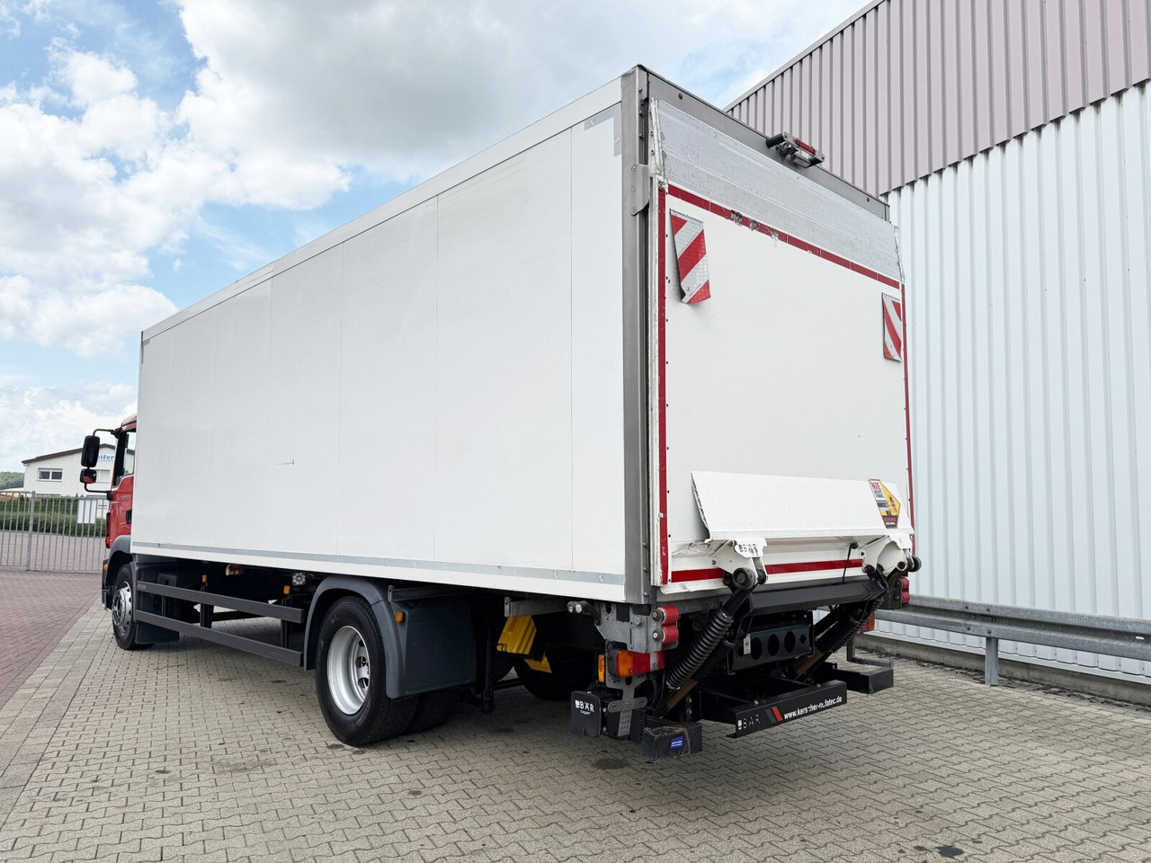 MAN TGM 18.250 4x2 LL TGM 18.250 4x2 LL, Kühlkoffer, Carrier, Trennwand, LBW BÄR - Truck: picture 3 MAN TGM 18.250 4x2 LL TGM 18.250 4x2 LL, Kühlkoffer, Carrier, Trennwand, LBW BÄR - Truck: picture 3