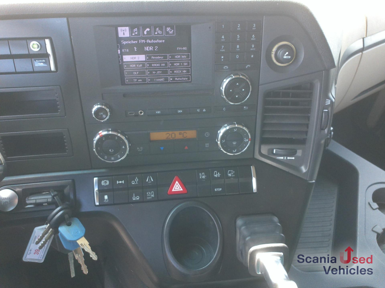 MERCEDES-BENZ Actros 2533L Volumen - Curtain side truck: picture 2 MERCEDES-BENZ Actros 2533L Volumen - Curtain side truck: picture 2