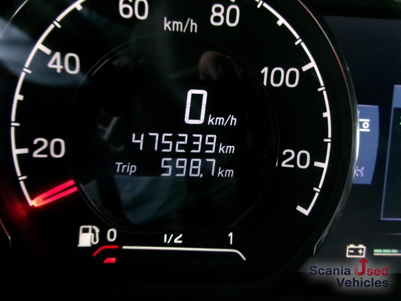 SCANIA R 450 A4x2EB 2 Tanks Standklima TOP!!! - Tractor truck: picture 3 SCANIA R 450 A4x2EB 2 Tanks Standklima TOP!!! - Tractor truck: picture 3