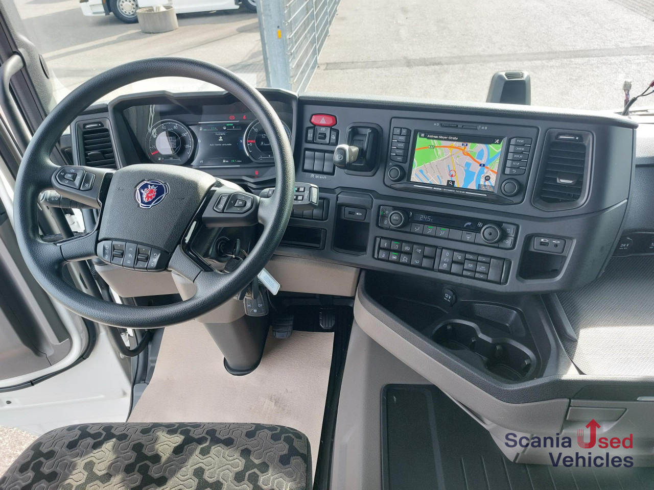 SCANIA R 460 A4x2NA - Kipphydraulik!!! - Tractor truck: picture 4 SCANIA R 460 A4x2NA - Kipphydraulik!!! - Tractor truck: picture 4