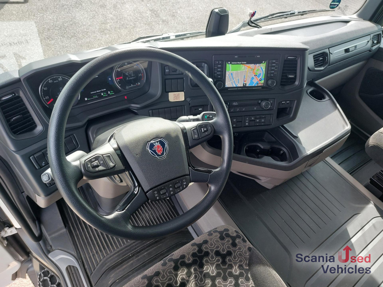 SCANIA R 460 A4x2NA SUPER, 2 Kreis Hydraulik - Tractor truck: picture 2 SCANIA R 460 A4x2NA SUPER, 2 Kreis Hydraulik - Tractor truck: picture 2